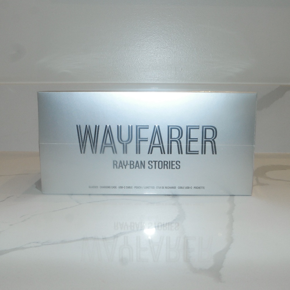 Ray-Ban Wayfarer Sunglasses - Silver